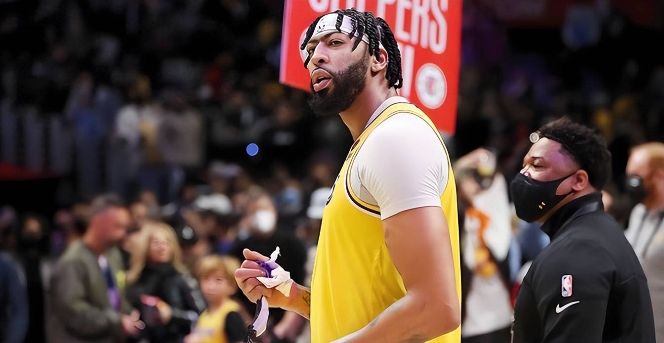 爱游戏-火箭队历年阵容名单