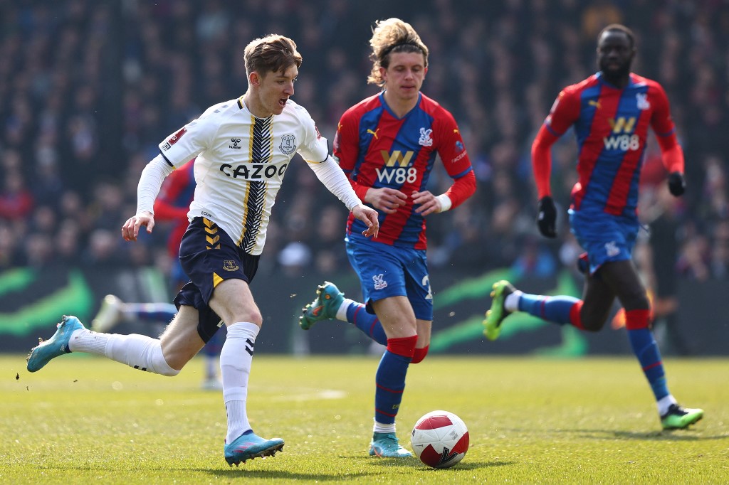 我在足坛做霸王笔趣阁