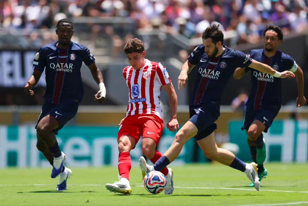 爱游戏平台-里程碑夜！巴黎圣日耳曼队长鼓劲，德国杯关键时刻刷纪录，震撼外界，阵容厚度经受考验的简单介绍