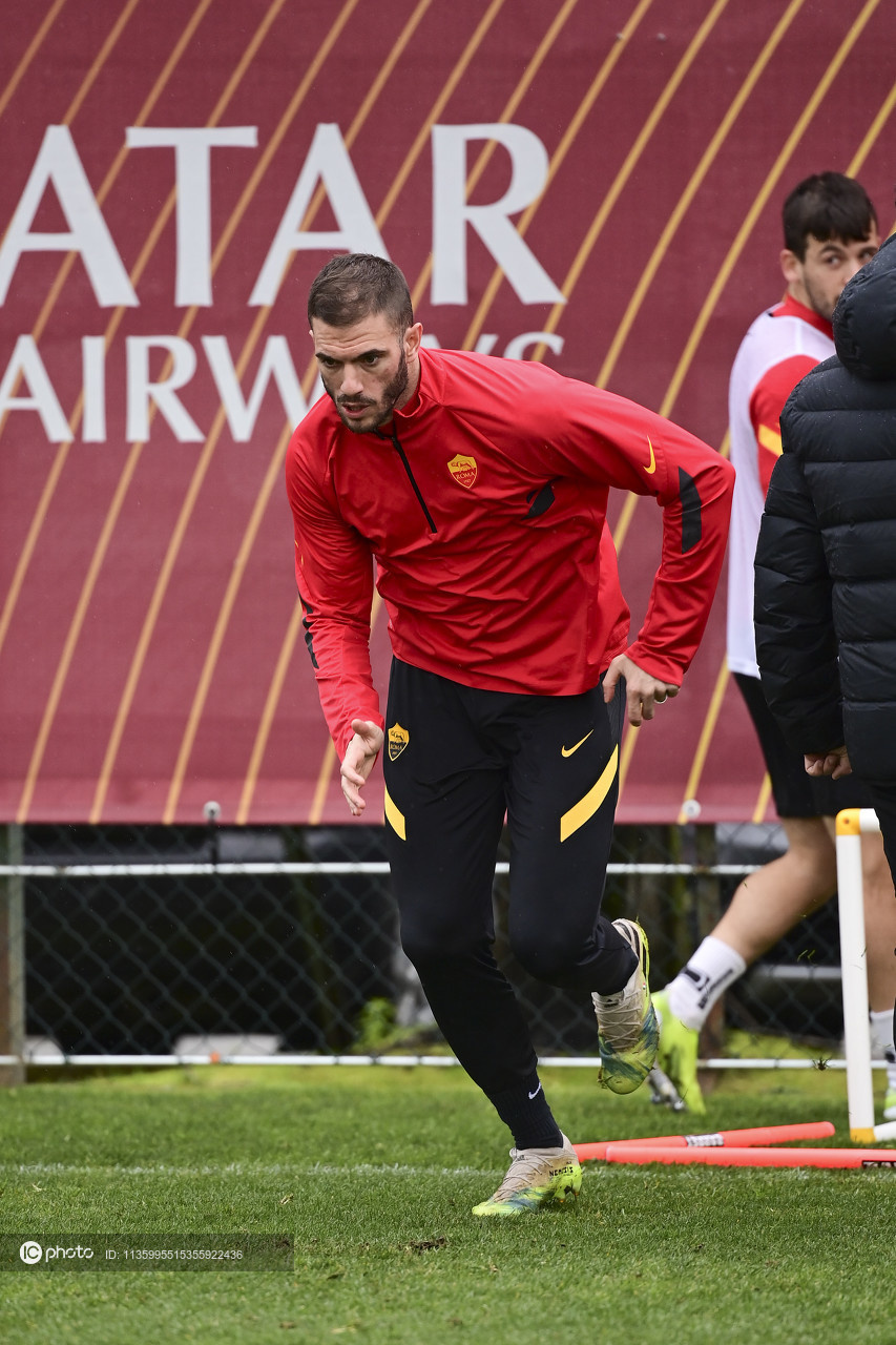 ayx-萨拉赫在C9比赛中连败辽宁本钢围绕CBA常规赛远射贴柱，上海久事内部沟通备战意甲看傻球迷的简单介绍