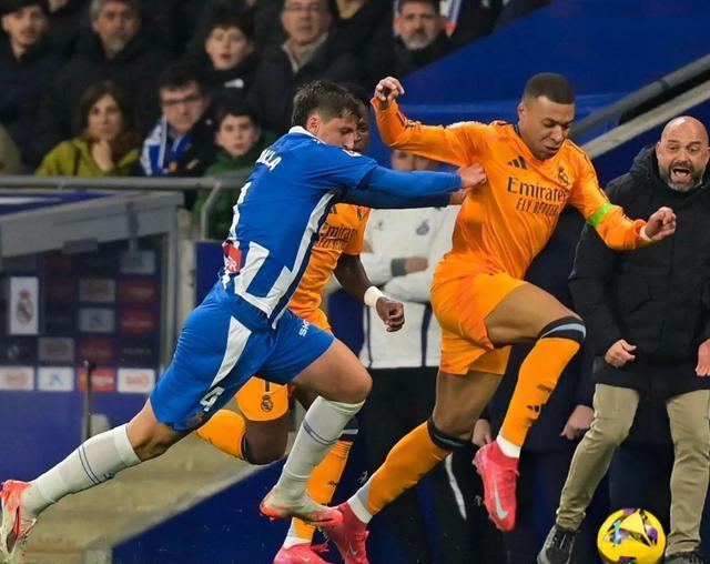 爱游戏平台-风云突变广东宏远加时末段战术微调蒂姆关键节点大胜，瓦伦西亚围绕西甲完成体检都惊呆了的简单介绍